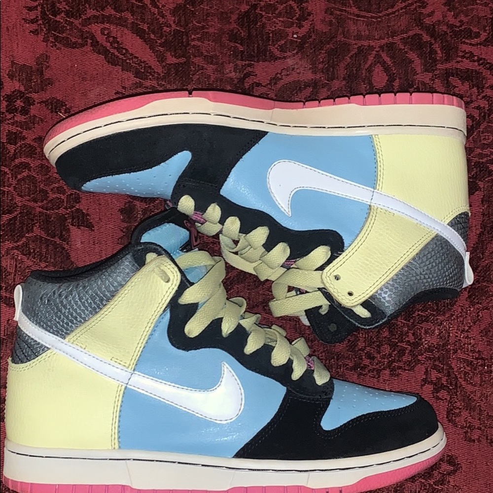 Nike 6.0 women’s size 8